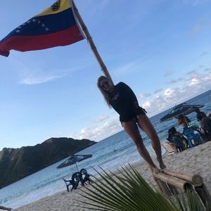 Meet your Posher, Maria